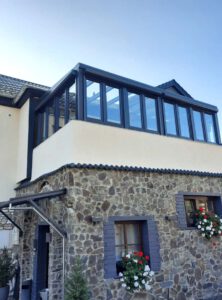 Renovia Komplettsanierer Bau Sanierung Renovierung Projekt Aufbau Wintergarten